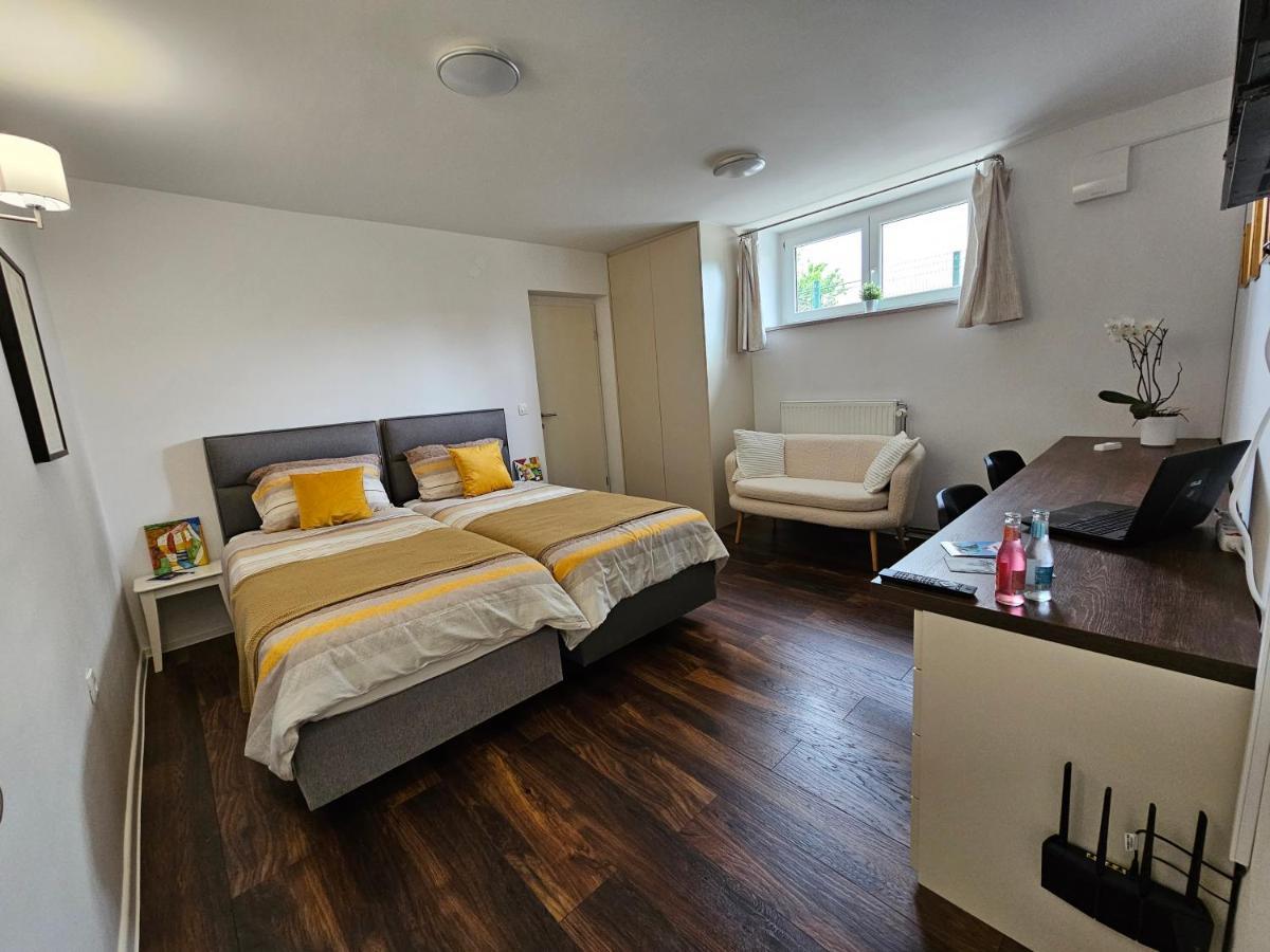 Apartma Firefly1 ลูบลิยานา ภายนอก รูปภาพ